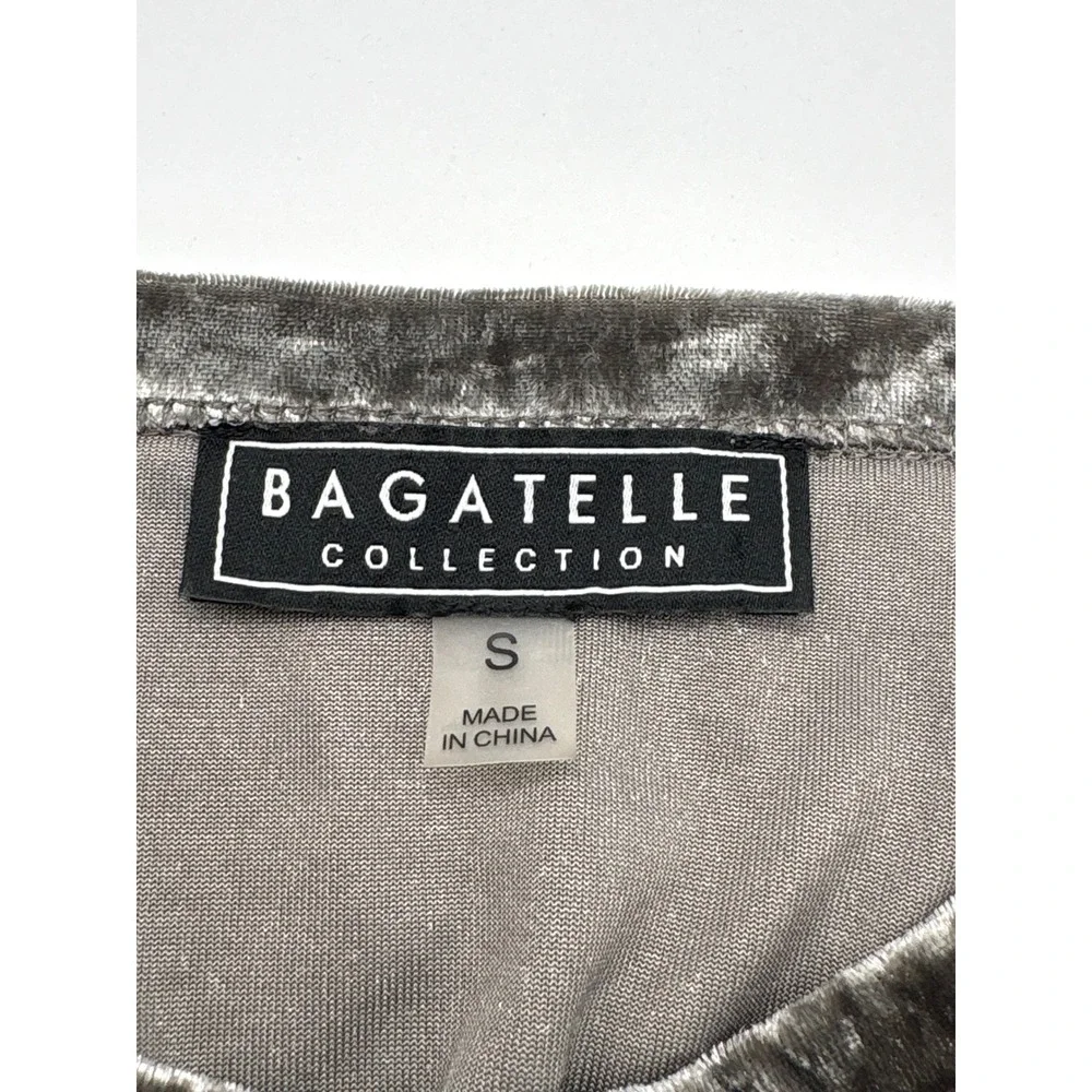 Bagatelle Collection Silver Gray Crushed Velvet Pocket Tee Top Size Small - Picture 5 of 7